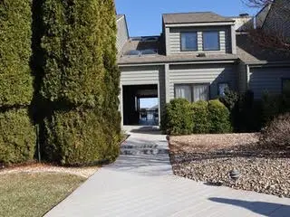 278 Peninsula Point Dr, Moneta, VA 24121 - #2