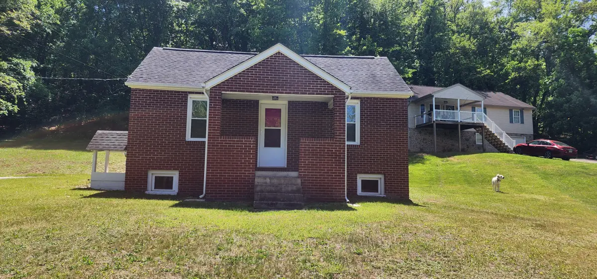 3450 Poff Ln, Roanoke, VA 24018 - #1