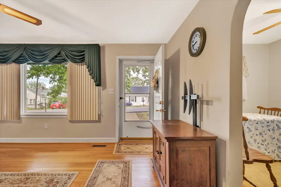 2251 Moir St Ne, Roanoke, VA 24012 - #3