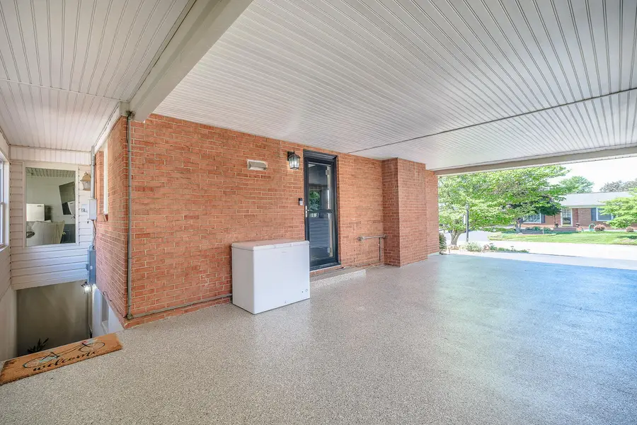 5571 Capito St Ne, Roanoke, VA 24019 - #3