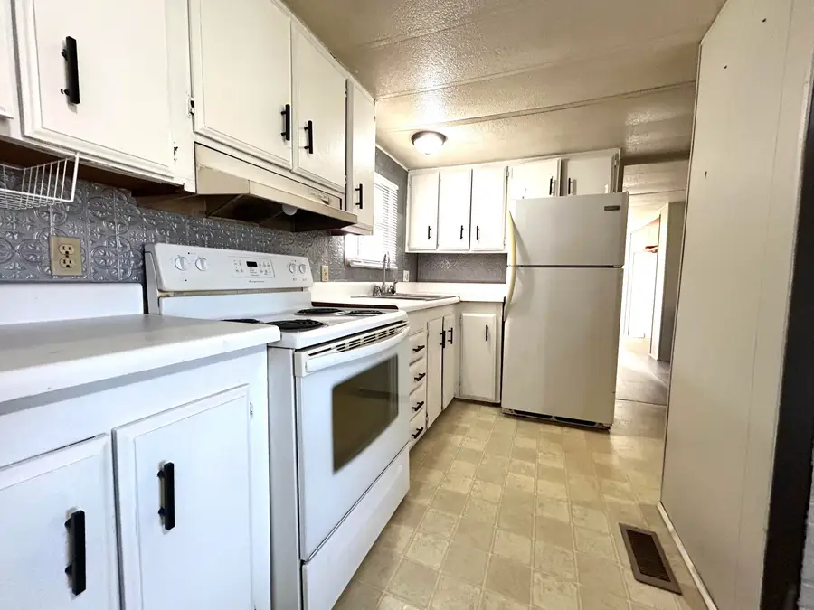 714 Farmer Ln, Vinton, VA 24179 - #3