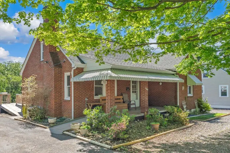 703 Vine St, Bedford, VA 24523 - #3