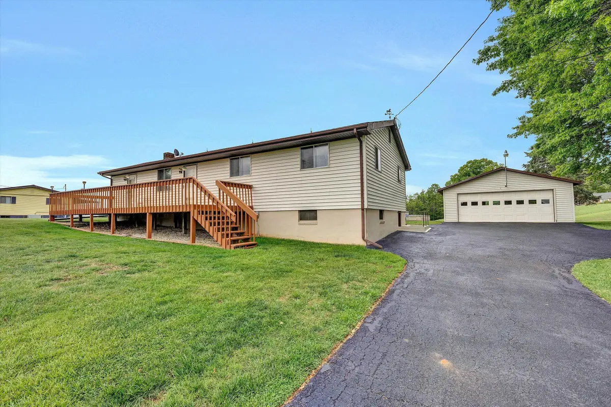 1151 Wheatland Rd, Buchanan, VA 24066 - #1
