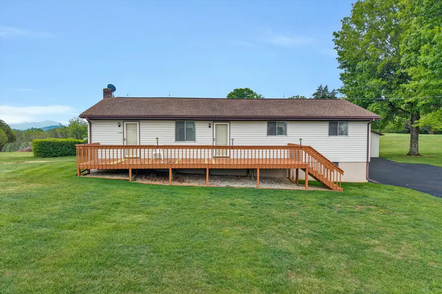 1151 Wheatland Rd, Buchanan, VA 24066 - #2