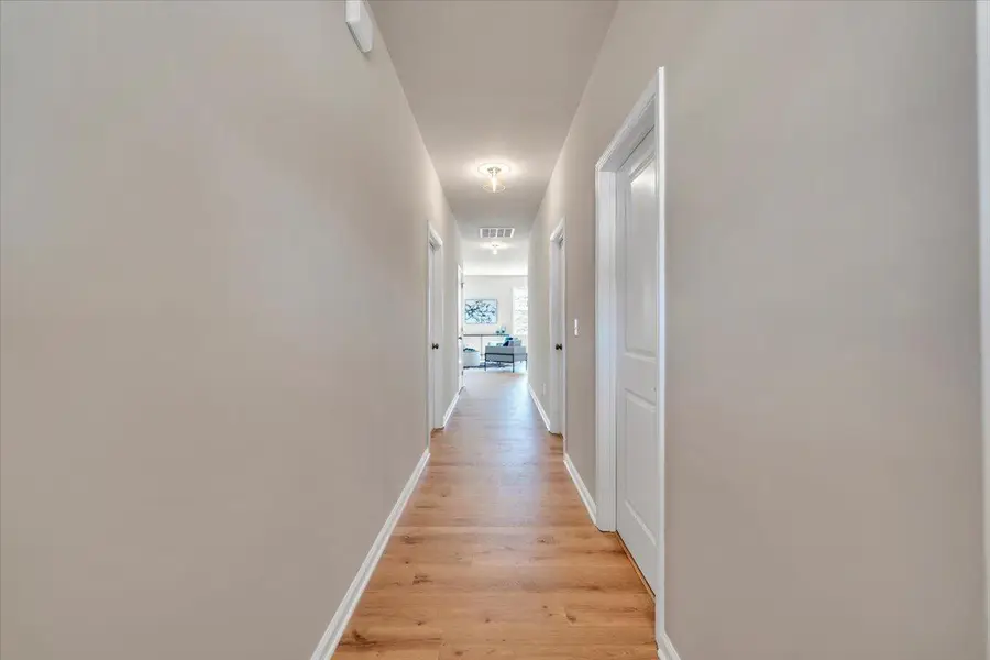 7379 King's Pointe Dr, Fairlawn, VA 24141 - #3