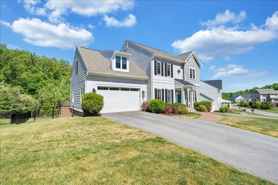 7055 Fairway Ridge Ct, Salem, VA 24153 - #2