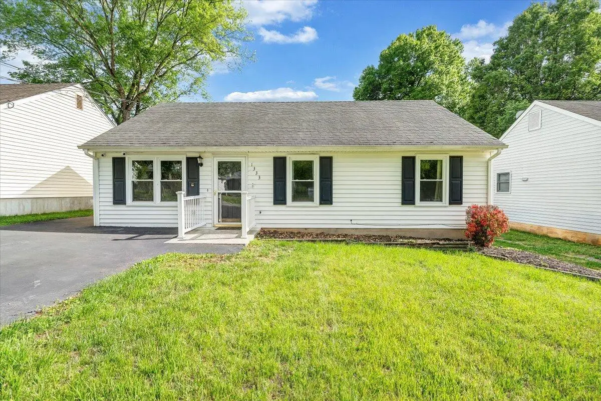 1333 Thomason Rd Se, Roanoke, VA 24014 - #1
