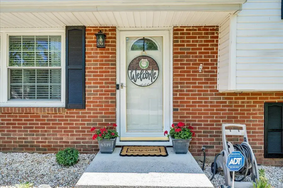 6339 Greenway Dr, Roanoke, VA 24019 - #2