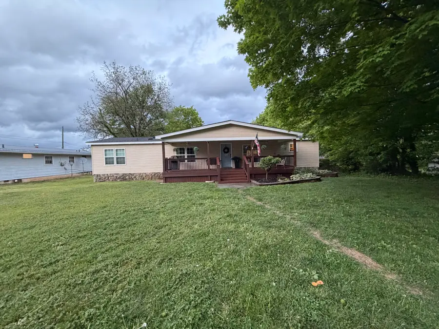 293 Holcombe Ave, New Castle, VA 24127 - #3