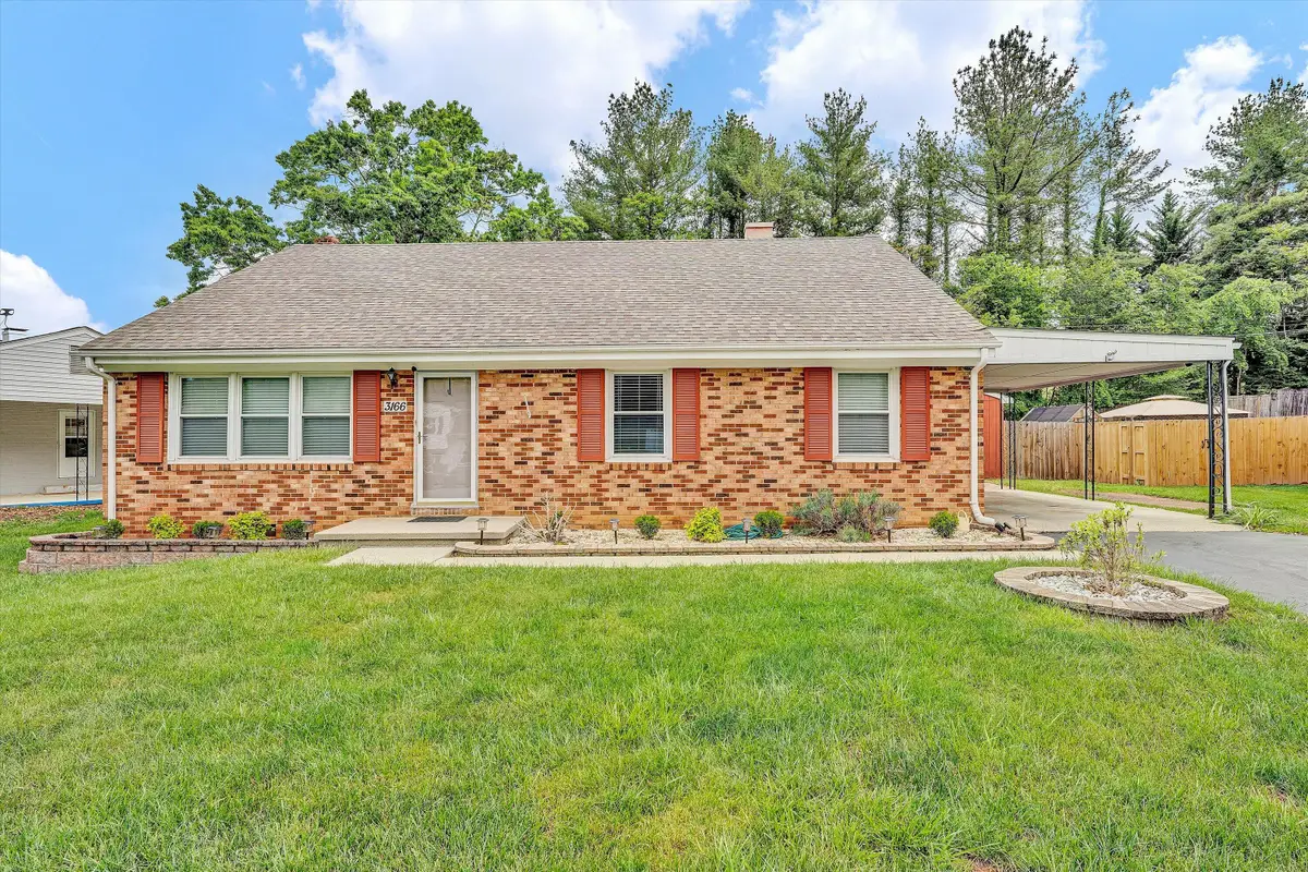 3166 Galloway Dr, Roanoke, VA 24018 - #1