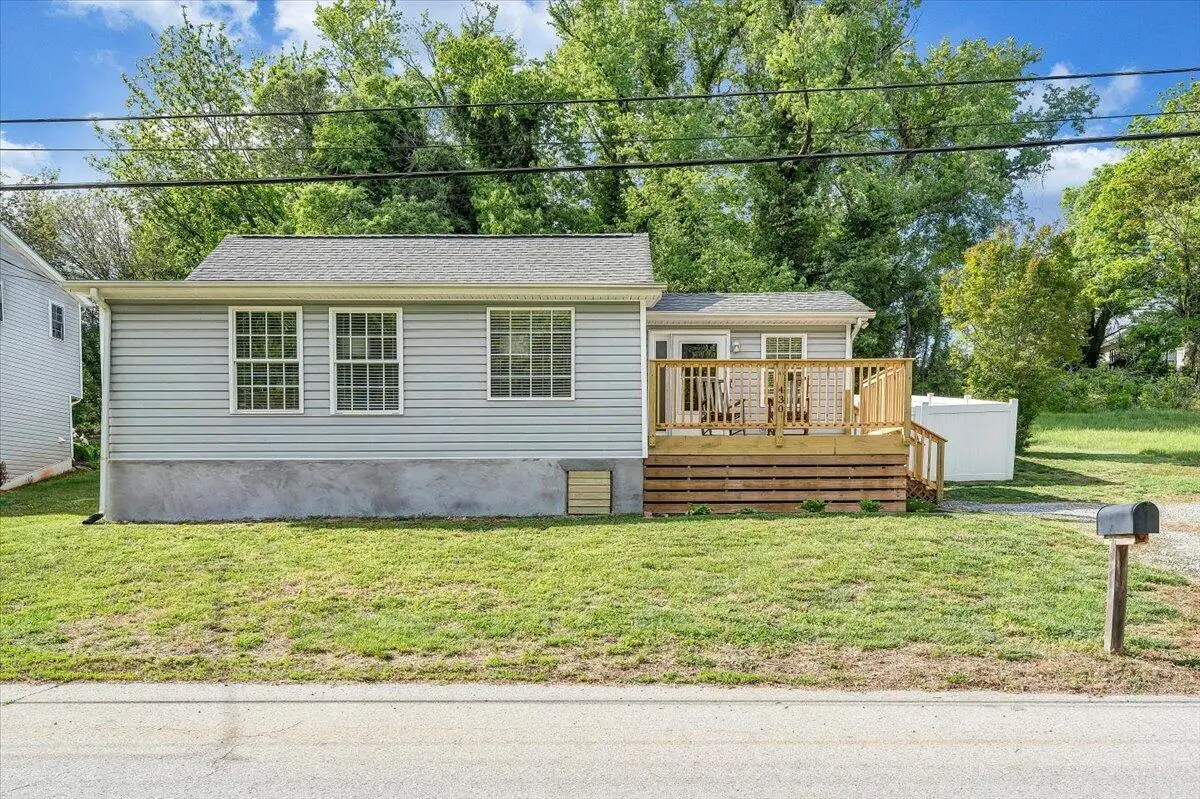 430 Tinker Ave, Vinton, VA 24179 - #1