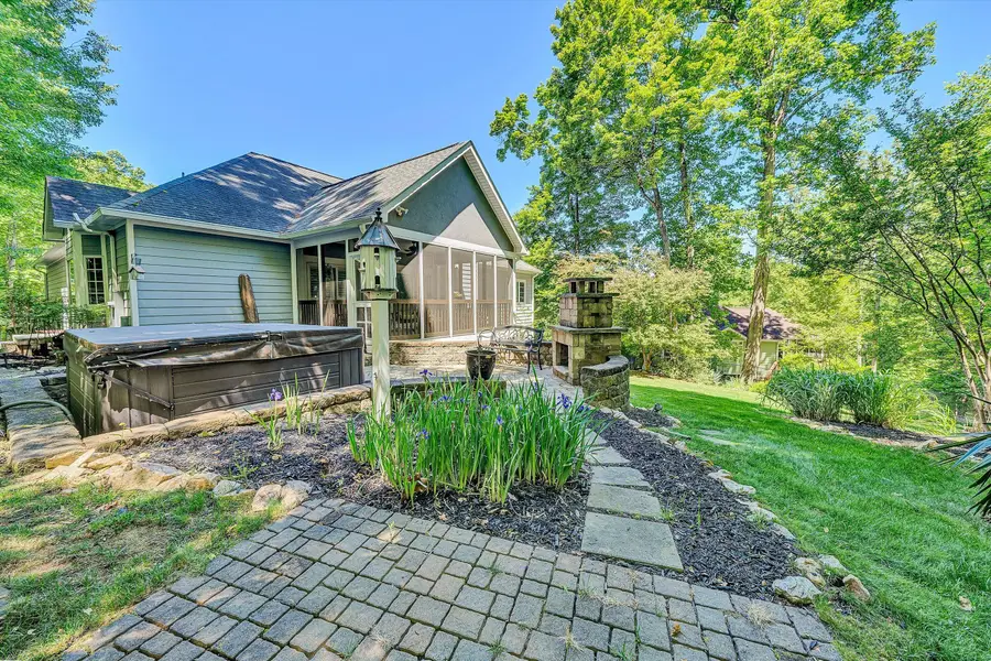 100 Waterside Dr, Moneta, VA 24121 - #2
