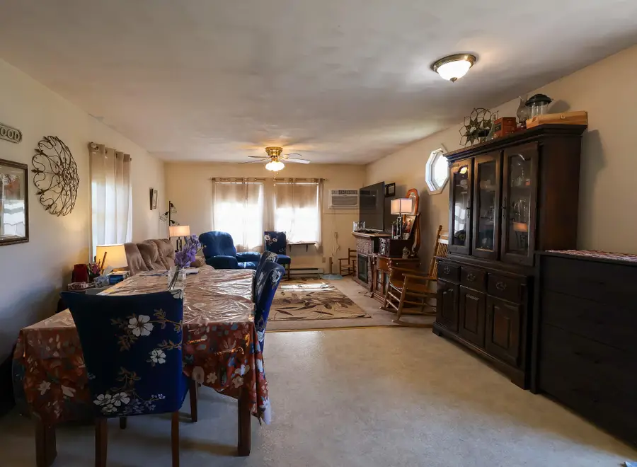 36 Railroad Ave, New Castle, VA 24127 - #2