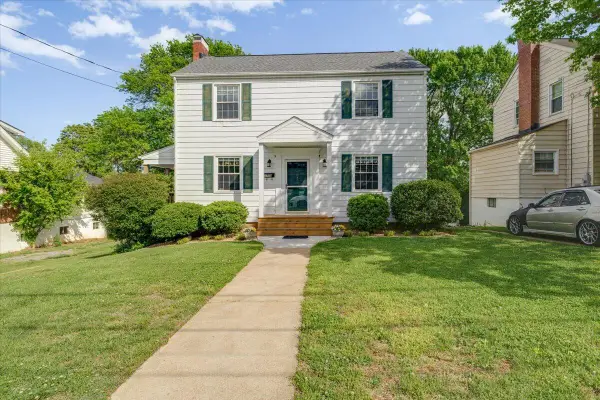 209 Huntington Blvd Ne, Roanoke, VA 24012