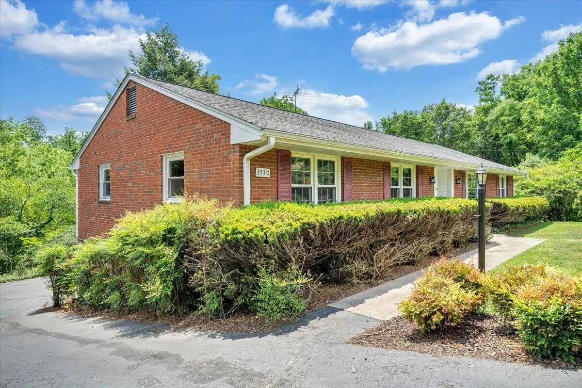 3530 Holland Dr, Roanoke, VA 24018 - #1