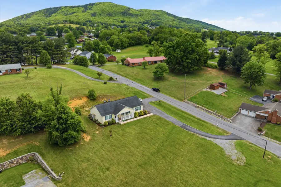 19 Cook Ave, Roanoke, VA 24019 - #3