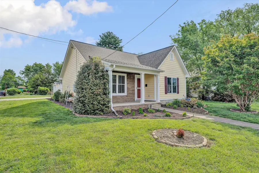 1203 Missouri Ave, Salem, VA 24153 - #2
