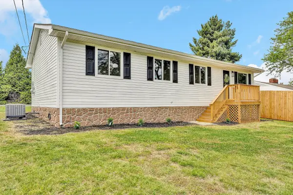 30 Grayson St, Rocky Mount, VA 24151
