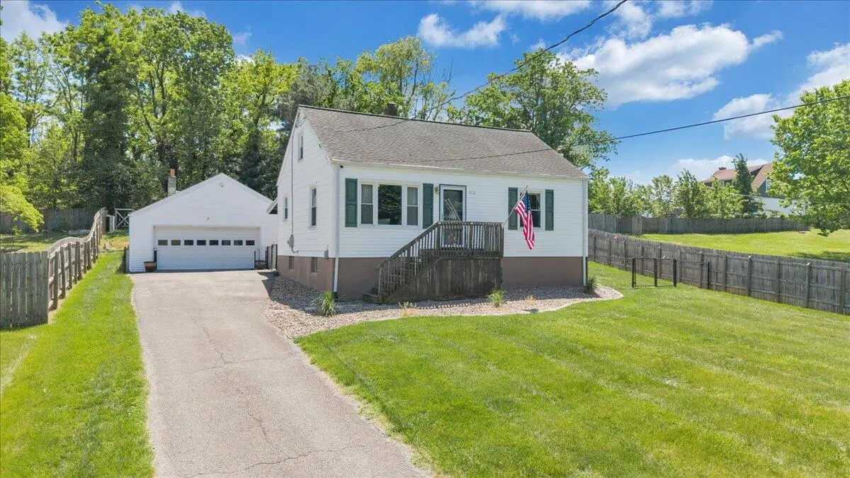 5112 Oak Grove Blvd Nw, Roanoke, VA 24017 - #1