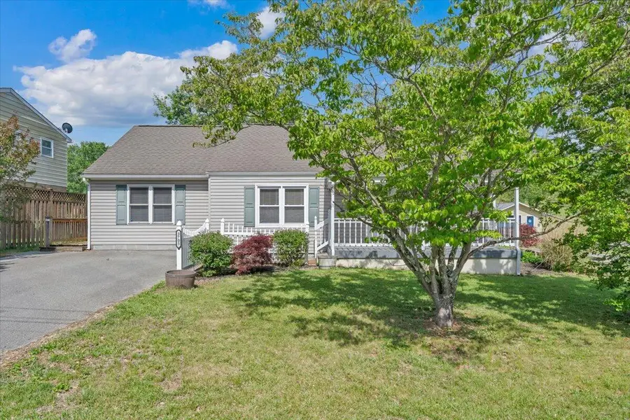 3705 New Spring Branch Rd, Roanoke, VA 24014 - #2