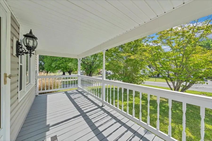 3705 New Spring Branch Rd, Roanoke, VA 24014 - #3