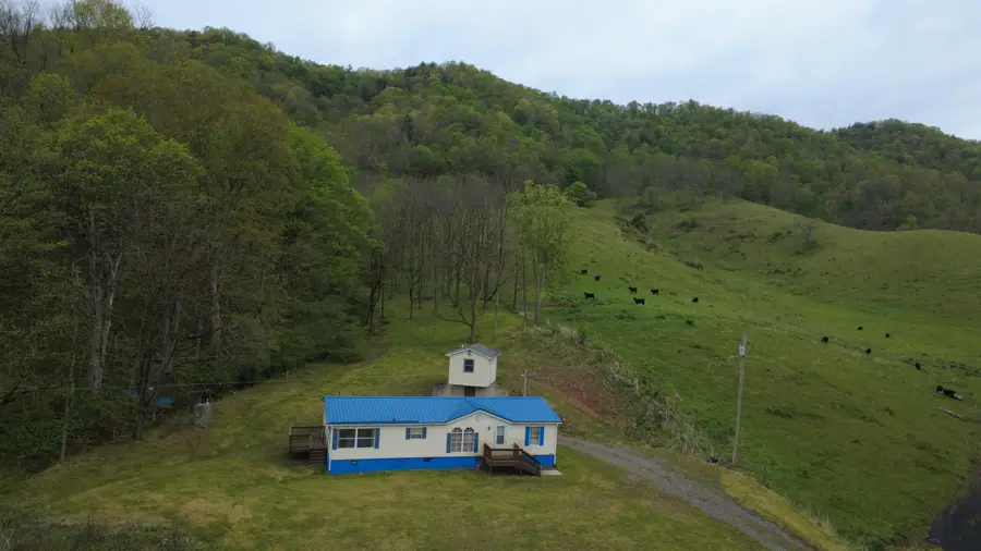 2468 Valley Center Rd, Monterey, VA 24465 - #3