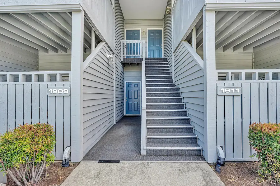 1913 S Clearing Rd, Salem, VA 24153 - #2