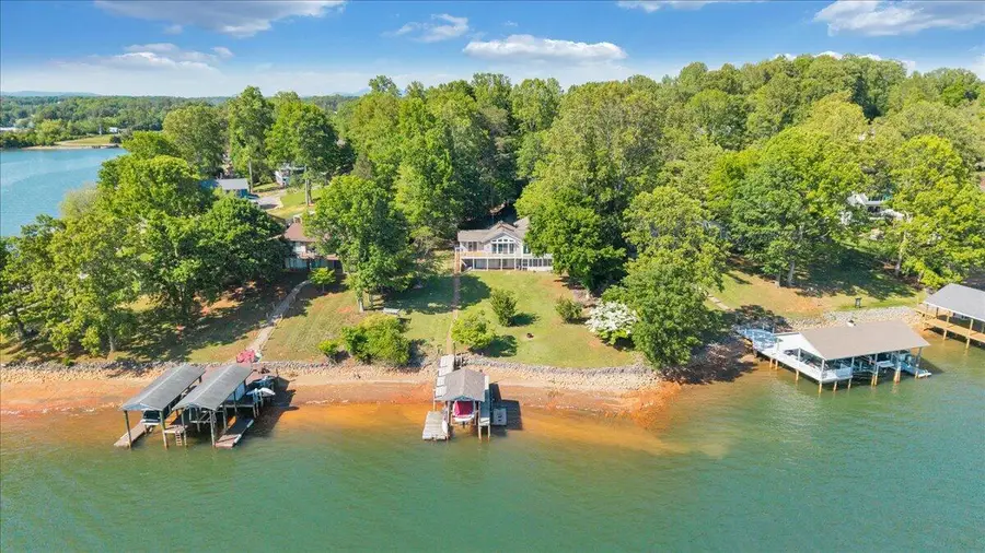 216 Pine Knob Cir, Moneta, VA 24121 - #2