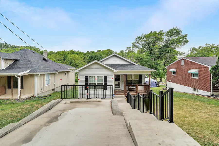 321 Craig Ave, Vinton, VA 24179 - #2