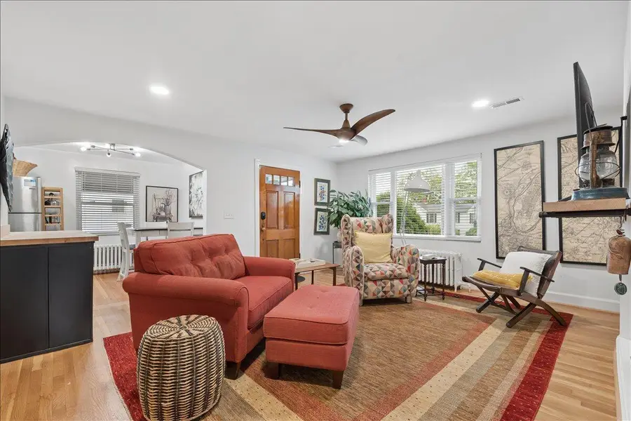 720 Vine St, Bedford, VA 24523 - #3