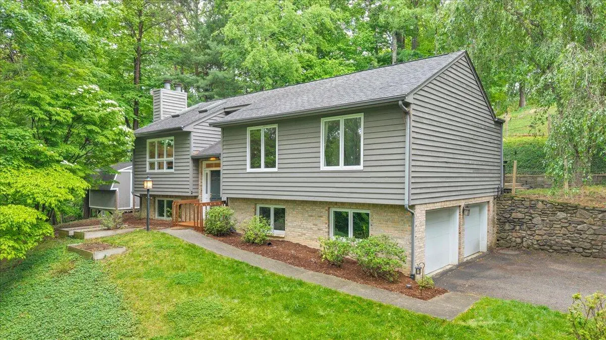 5424 Highfields Rd, Roanoke, VA 24018 - #1