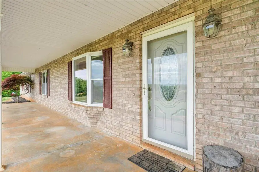 268 Sweetwater Bay Dr, Penhook, VA 24137 - #3
