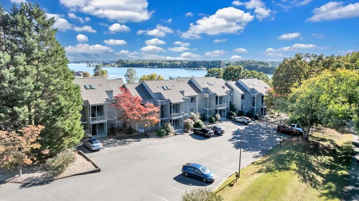 120 Sailors Cove Dr #UNIT 1308, Moneta, VA 24121 - #1