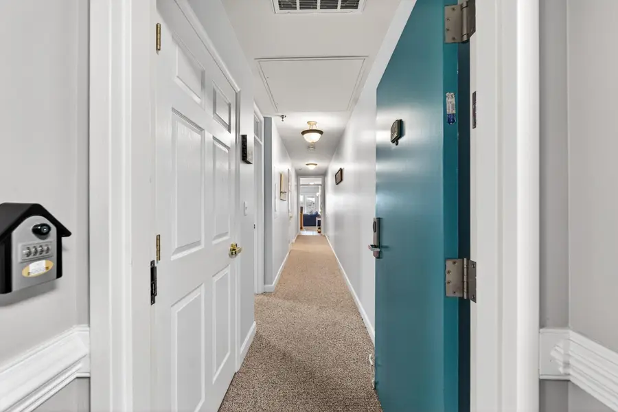 1245 Graves Harbor Trl # 206, Huddleston, VA 24104 - #3