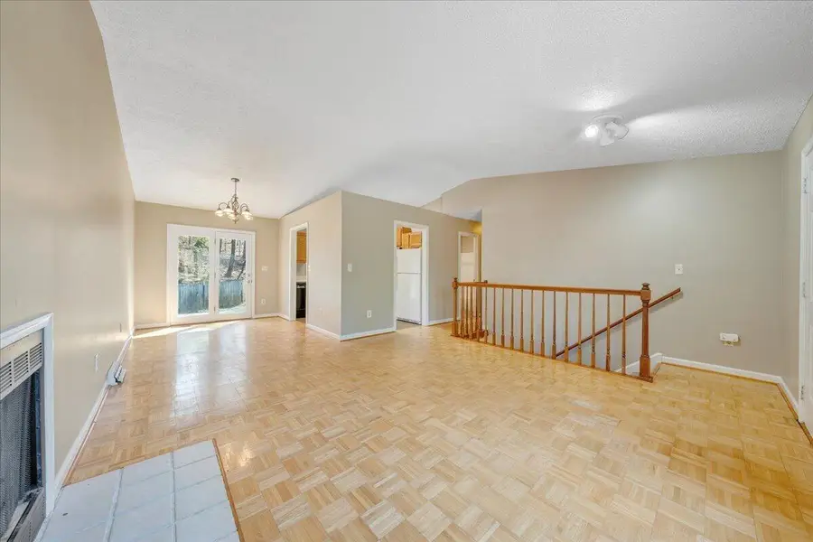 5146 Overland Dr, Roanoke, VA 24018 - #3