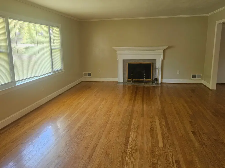 3009 Dover Dr Sw, Roanoke, VA 24018 - #2