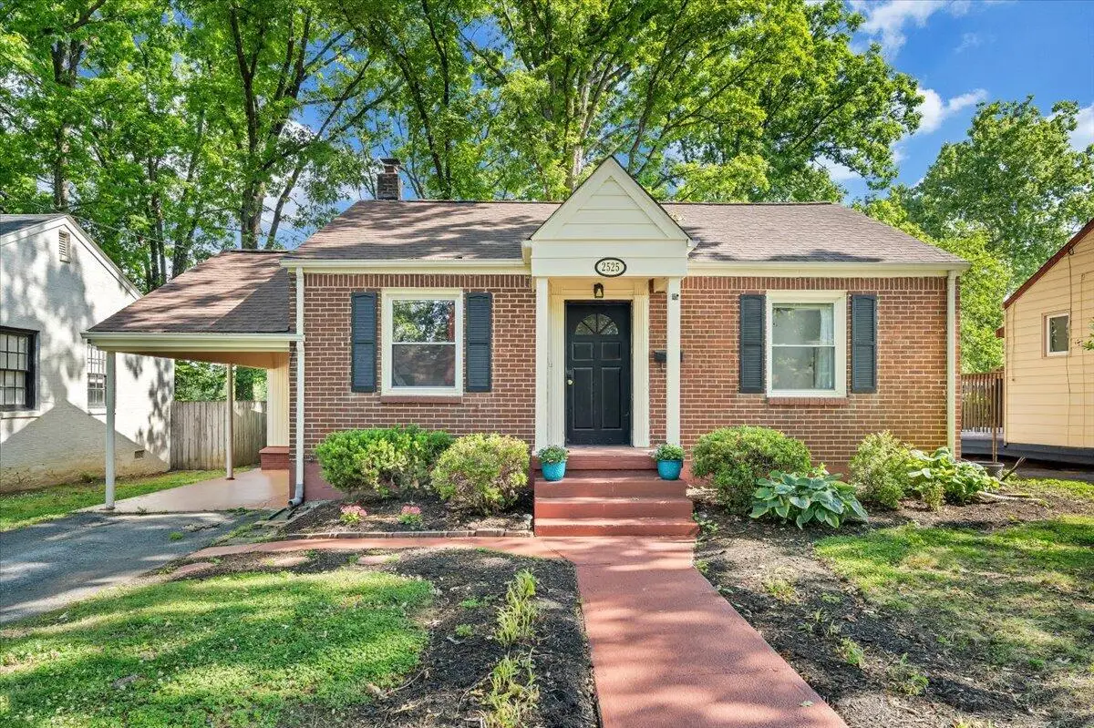 2525 Maiden Ln Sw, Roanoke, VA 24015 - #1