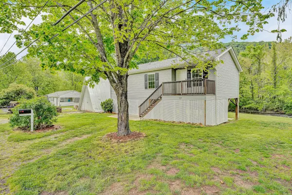 9619 Old Roanoke Rd, Elliston, VA 24087