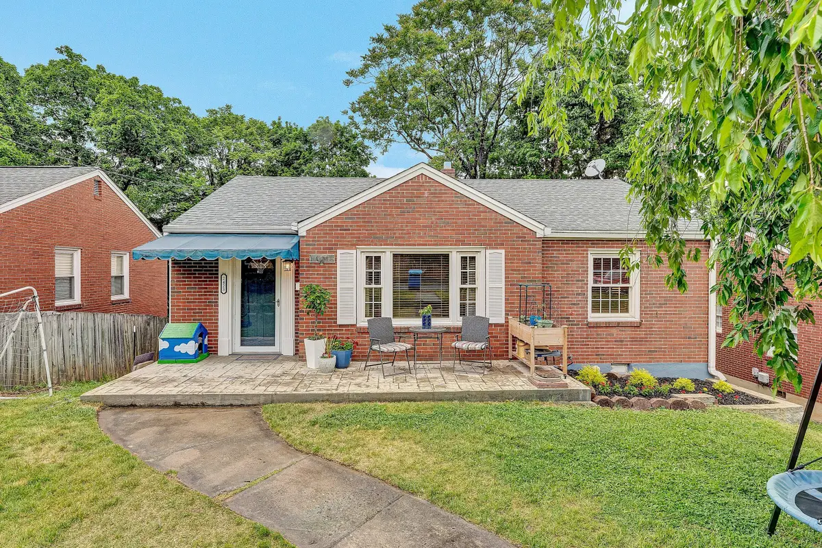 2423 Tillett Rd Sw, Roanoke, VA 24015 - #1