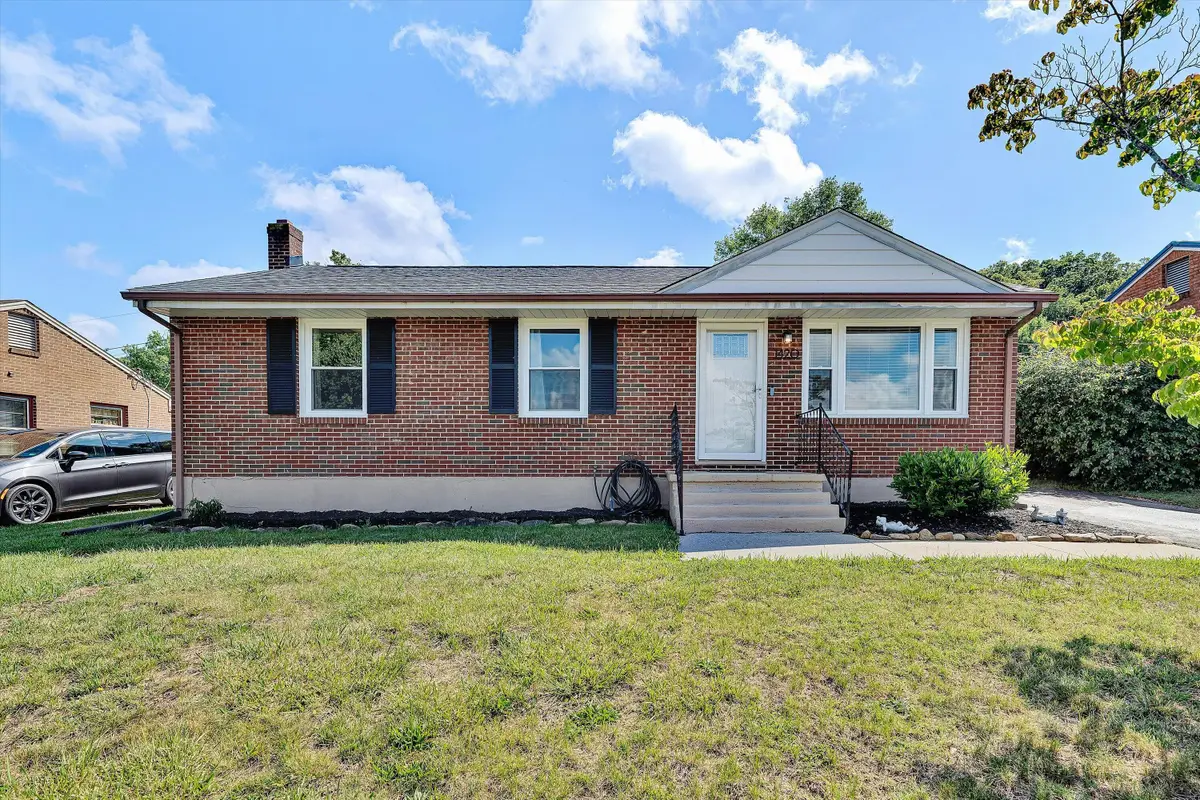 1420 Arrow Dr, Salem, VA 24153 - #1