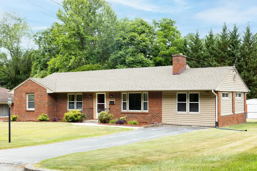 3321 Heywood Ave Sw, Roanoke, VA 24015 - #2