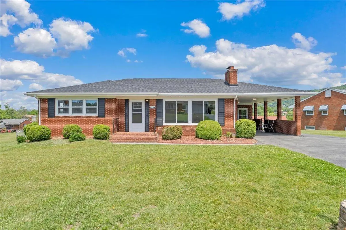 2534 Pinecrest Dr, Vinton, VA 24179 - #1