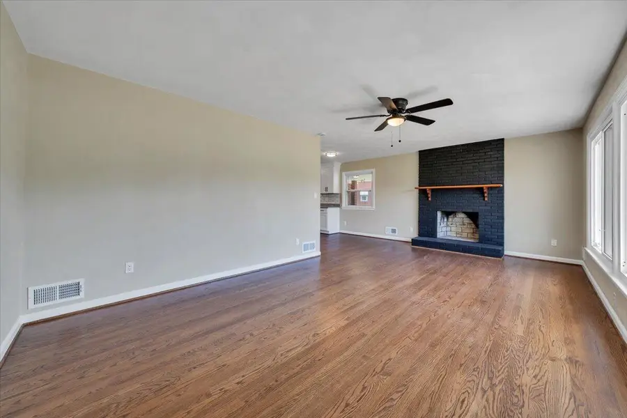 2534 Pinecrest Dr, Vinton, VA 24179 - #3