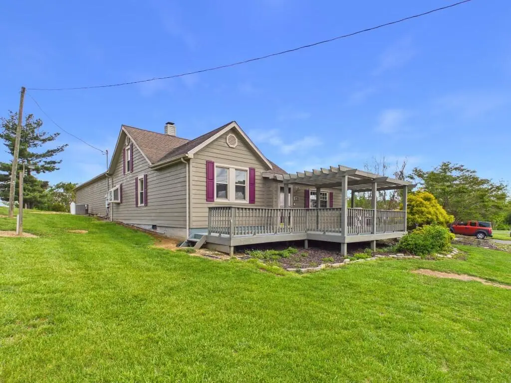 5833 Lyons Rd, Dublin, VA 24084 - #1