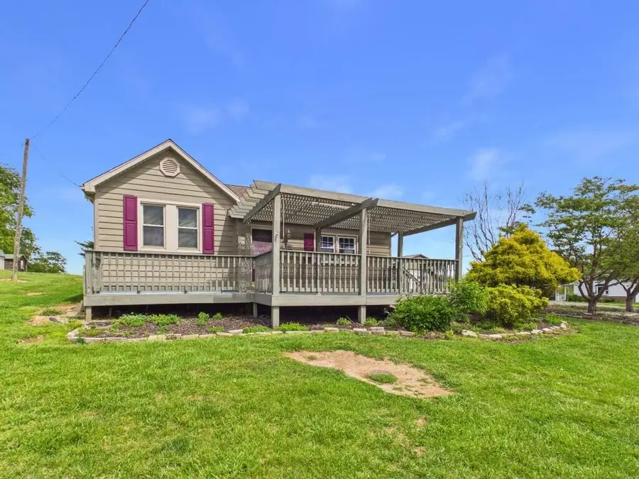 5833 Lyons Rd, Dublin, VA 24084 - #3