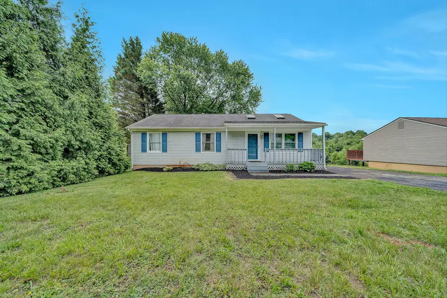 8127 Ashton Ln, Roanoke, VA 24019 - #2