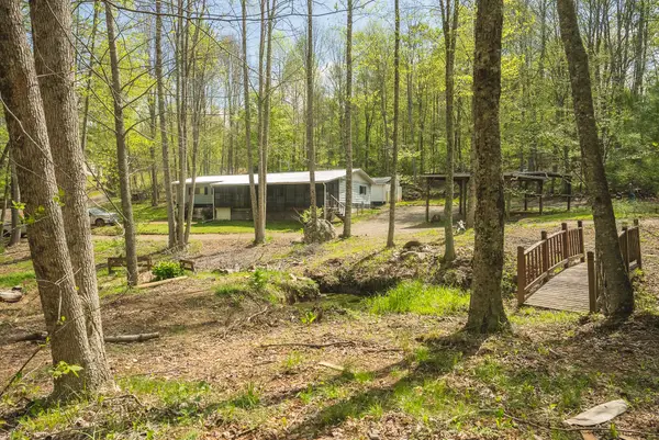 146 Duvall Rd, Willis, VA 24380