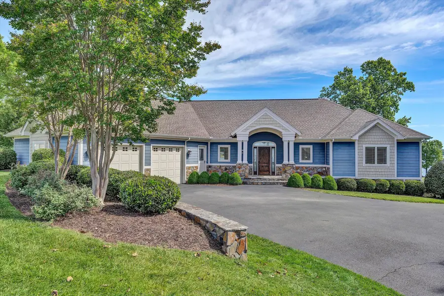 927 Park Way Ave, Moneta, VA 24121 - #3