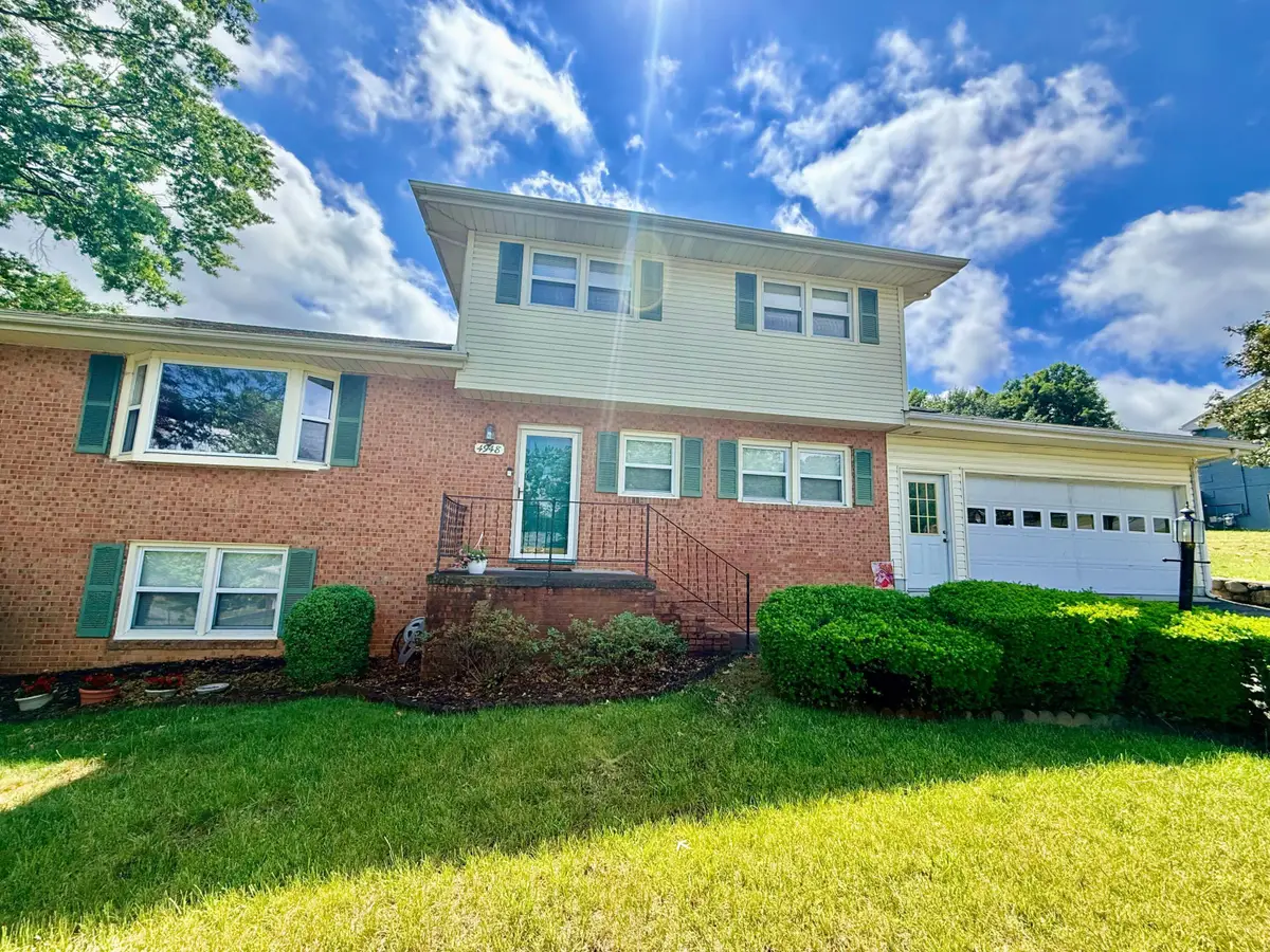 4948 N Lake Dr, Roanoke, VA 24019 - #1