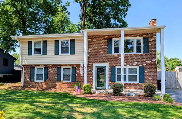 5962 Village Ln, Roanoke, VA 24019